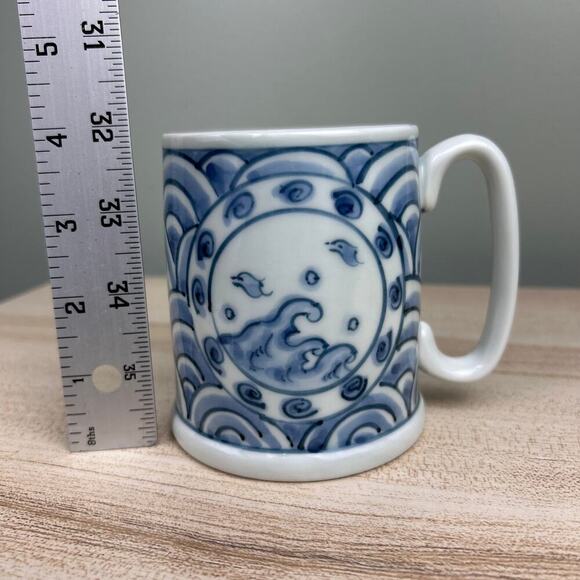 Vintage Blue White Ceramic Mug Japanese Style Waves Ocean Fish Coffee Tea Cup - Picture 6 of 6